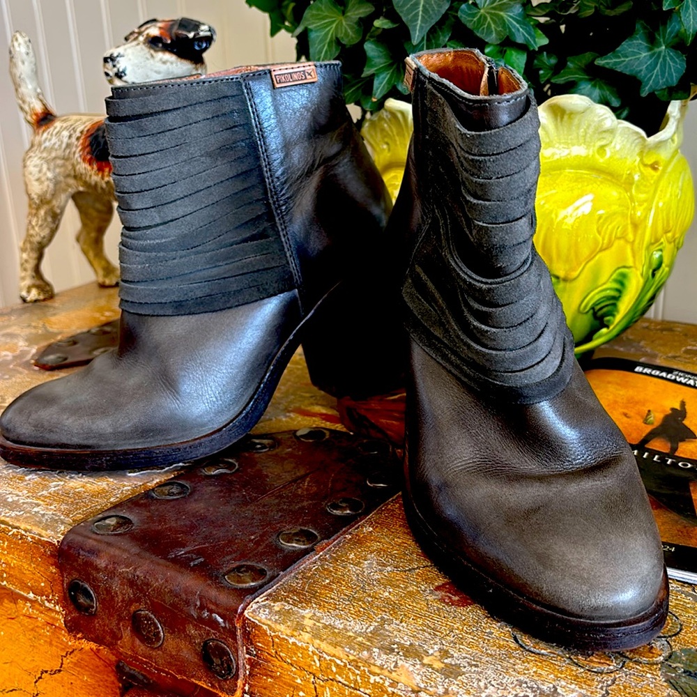 Pikolinos Bootie size 37 Excellent Condition Beautiful Gray Leather